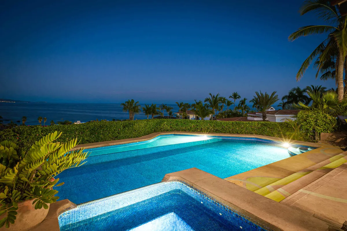 Wander Cabo Glow #28