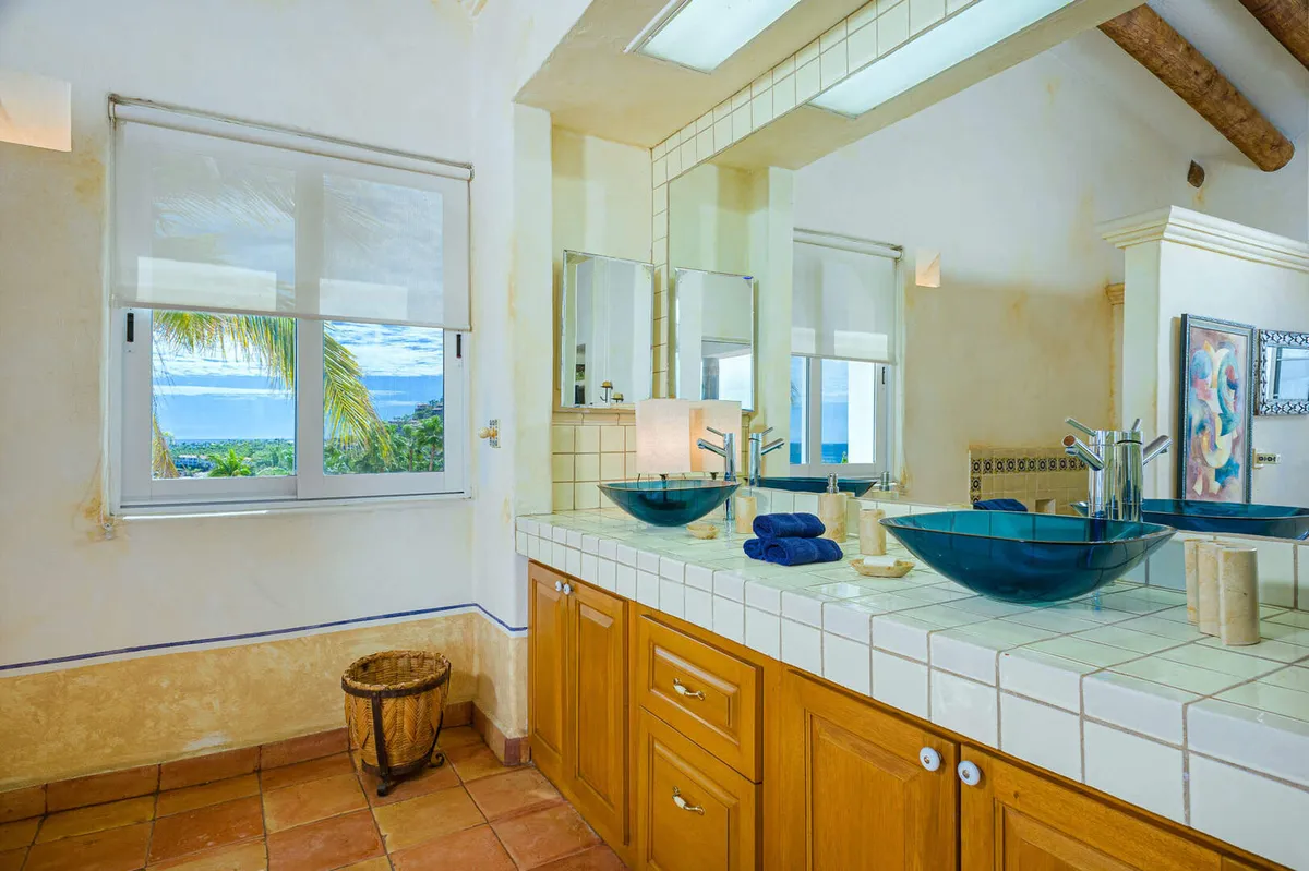 Wander Cabo Glow #16