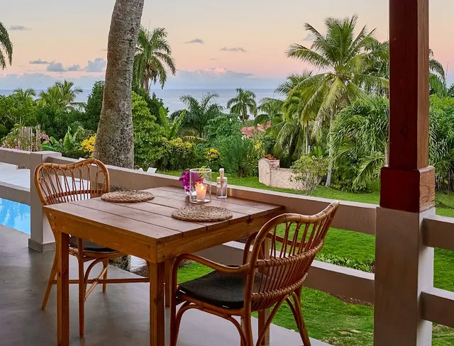 Catalina Tropical Lodge