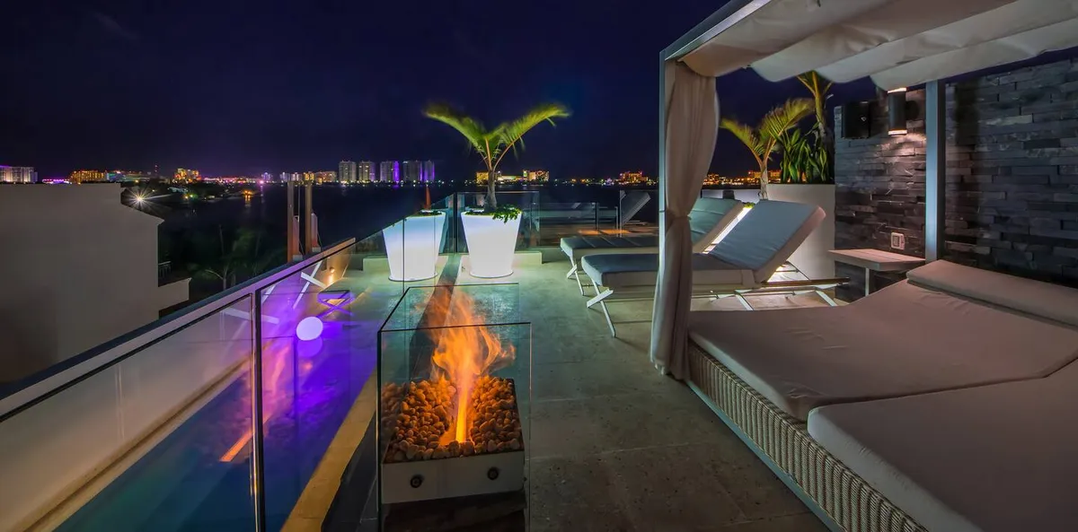 Wander Cancun Bay #33