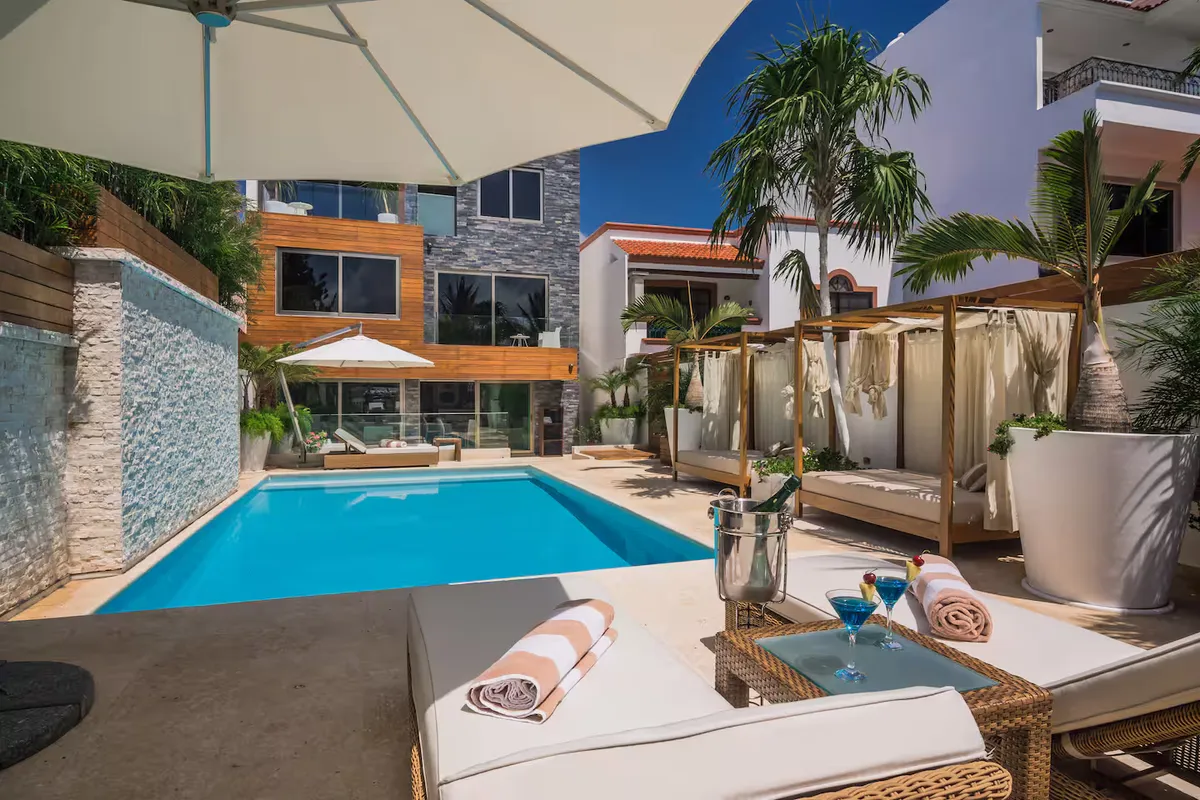 Wander Cancun Bay #37