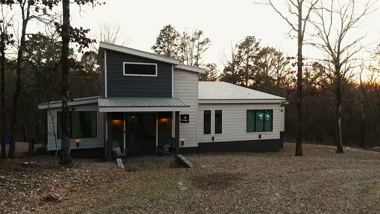 Wander Broken Bow Creek tour video