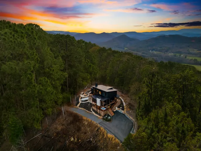 Wander Blue Ridge Pines