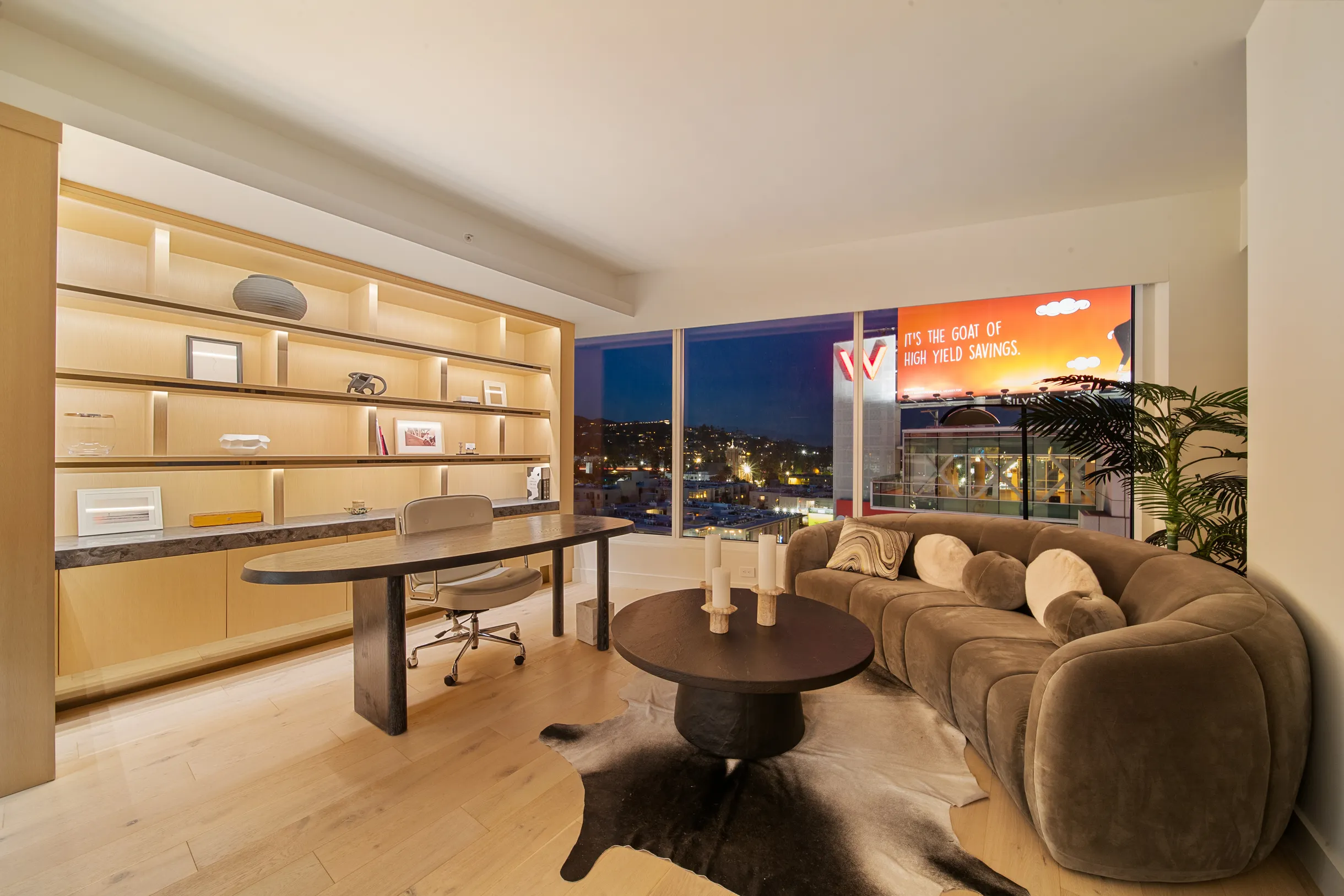 Wander Hollywood Penthouse #51