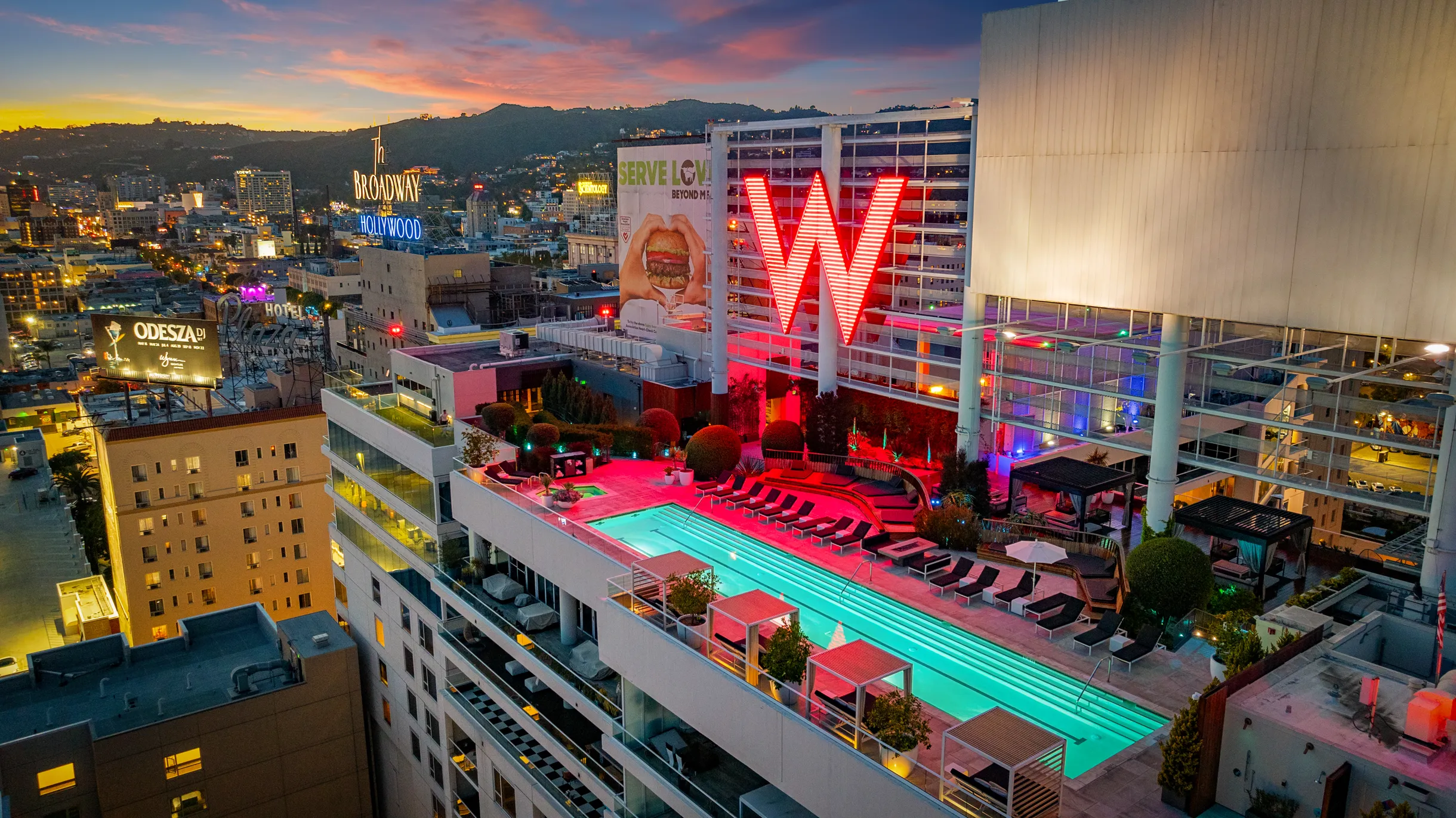 Wander Hollywood Penthouse #11