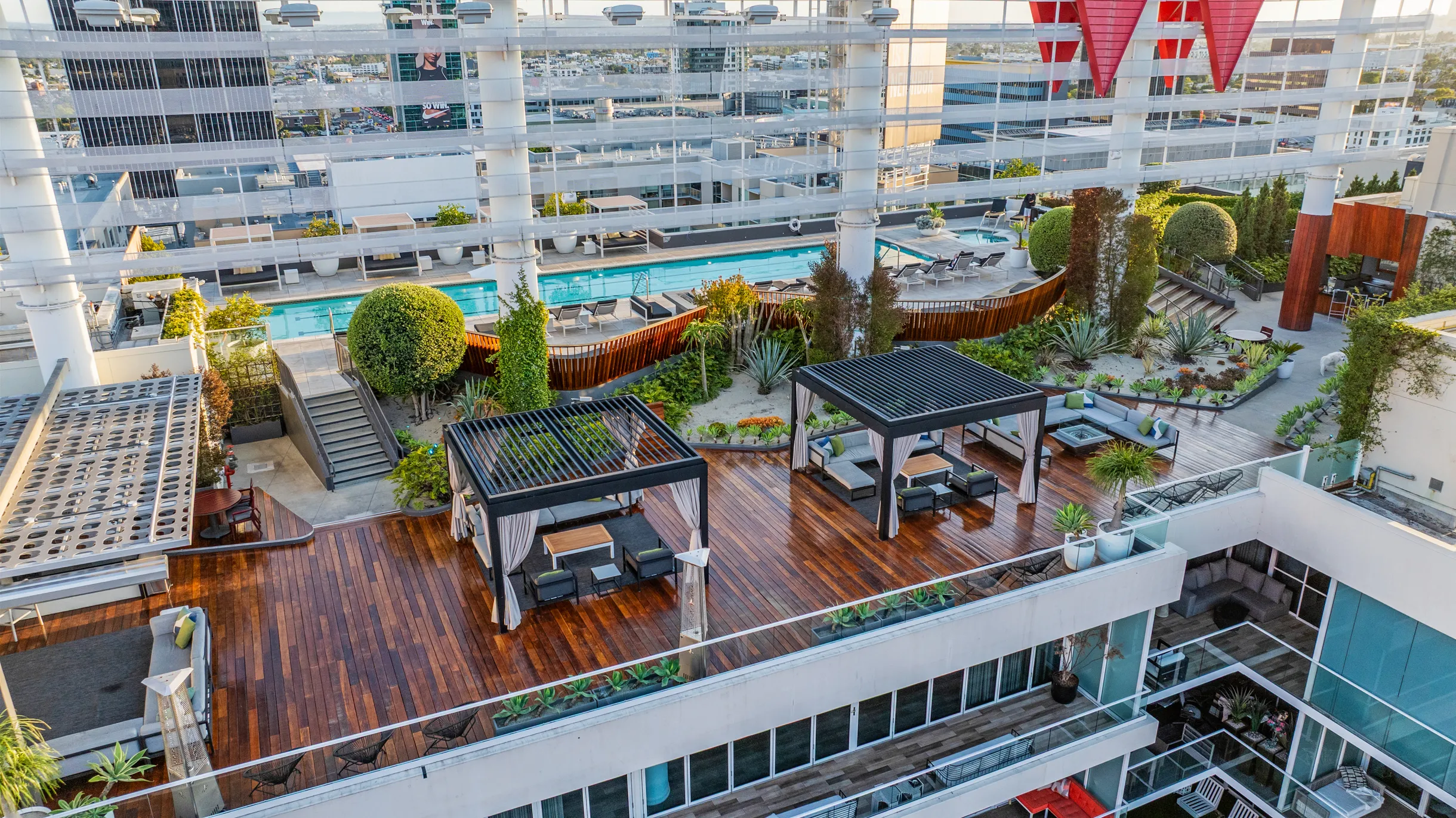 Wander Hollywood Penthouse #48