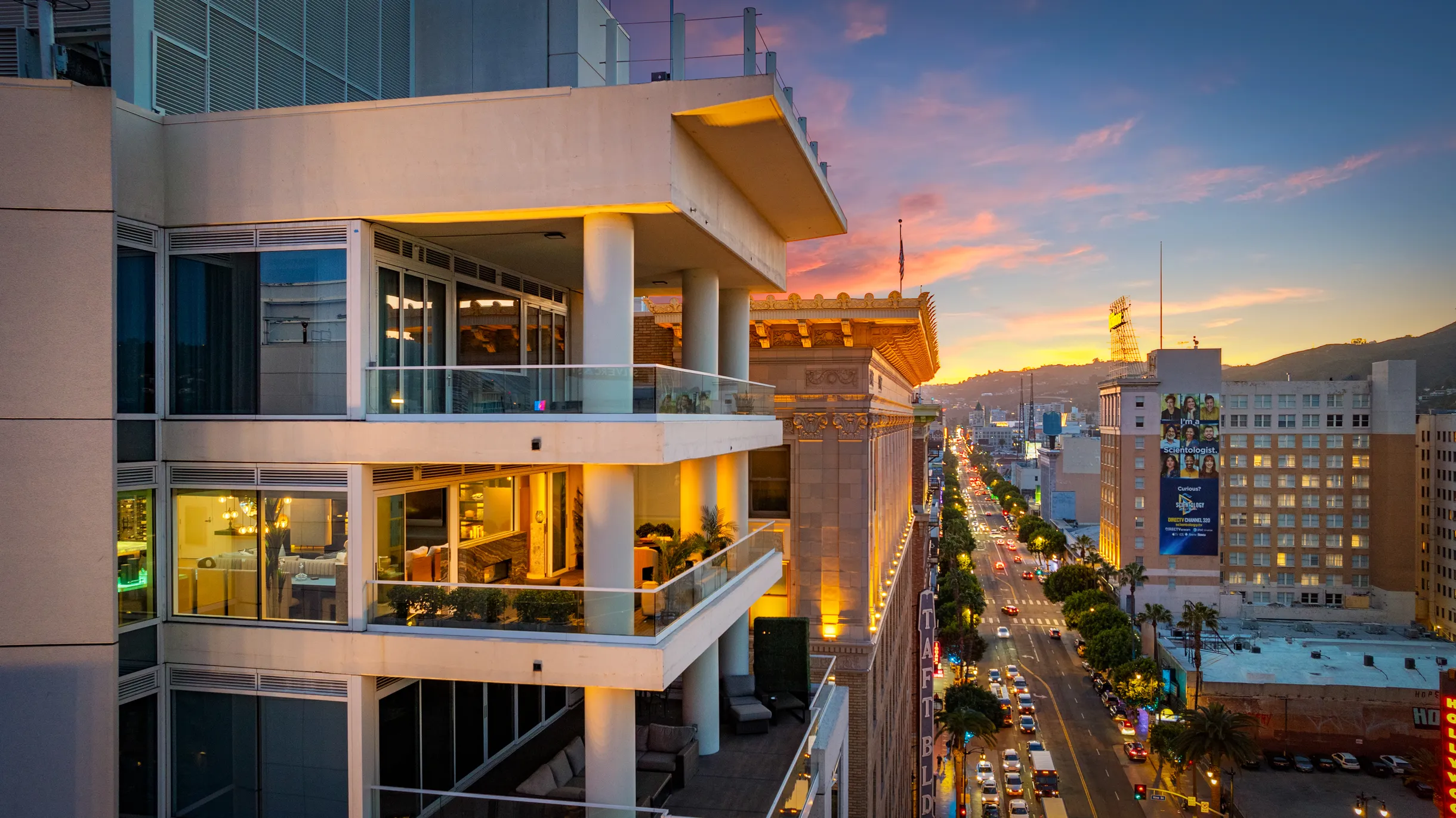 Wander Hollywood Penthouse