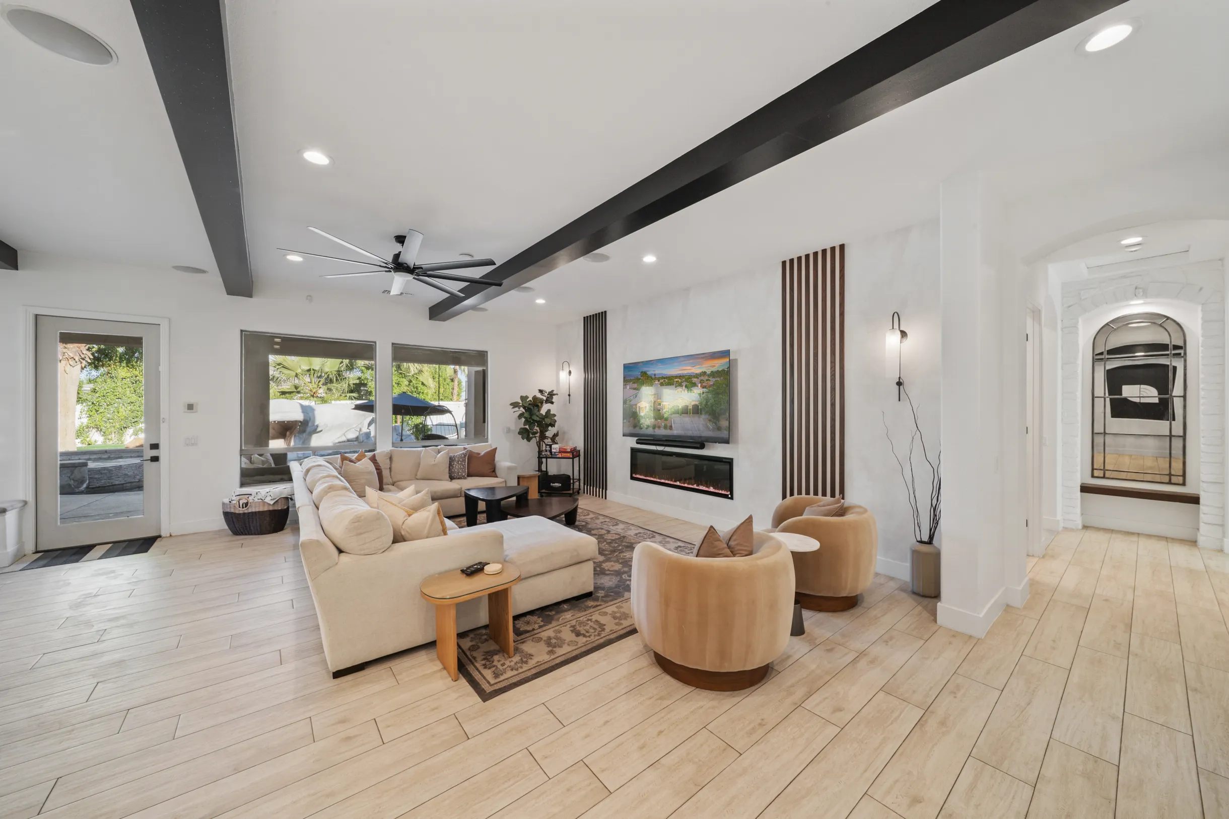 Wander Indio Palms #109