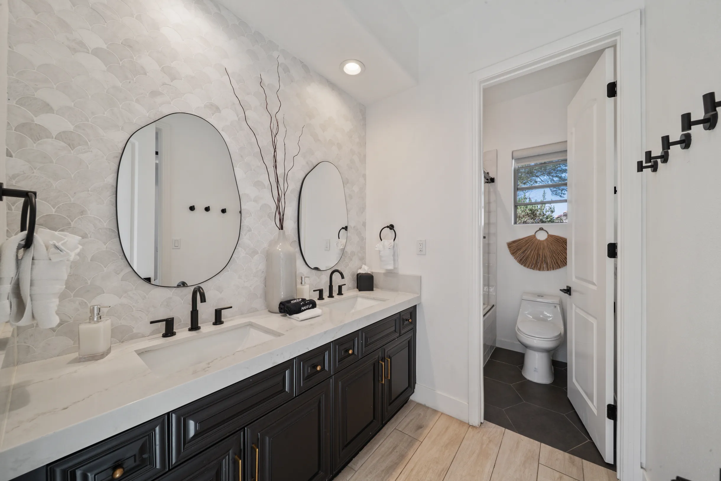 Wander Indio Palms #13