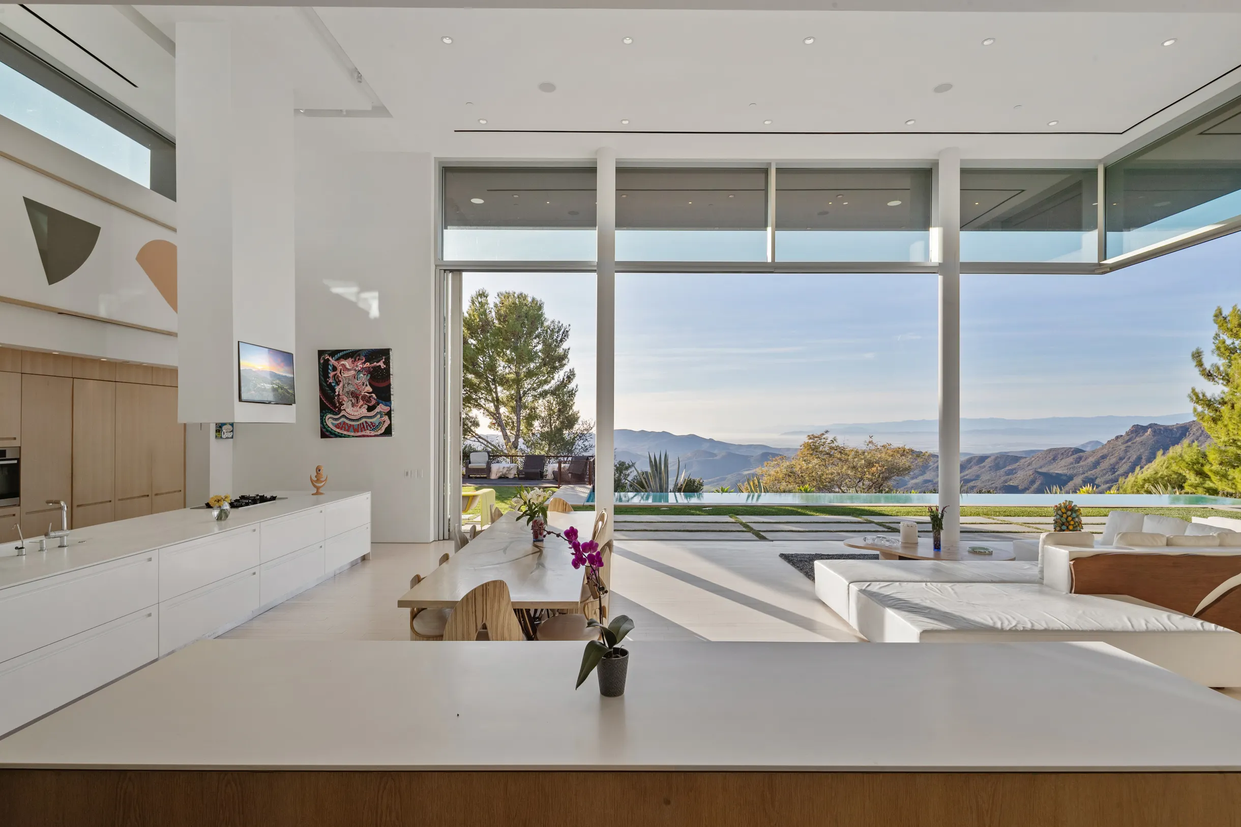 Wander Malibu Art Haven #57