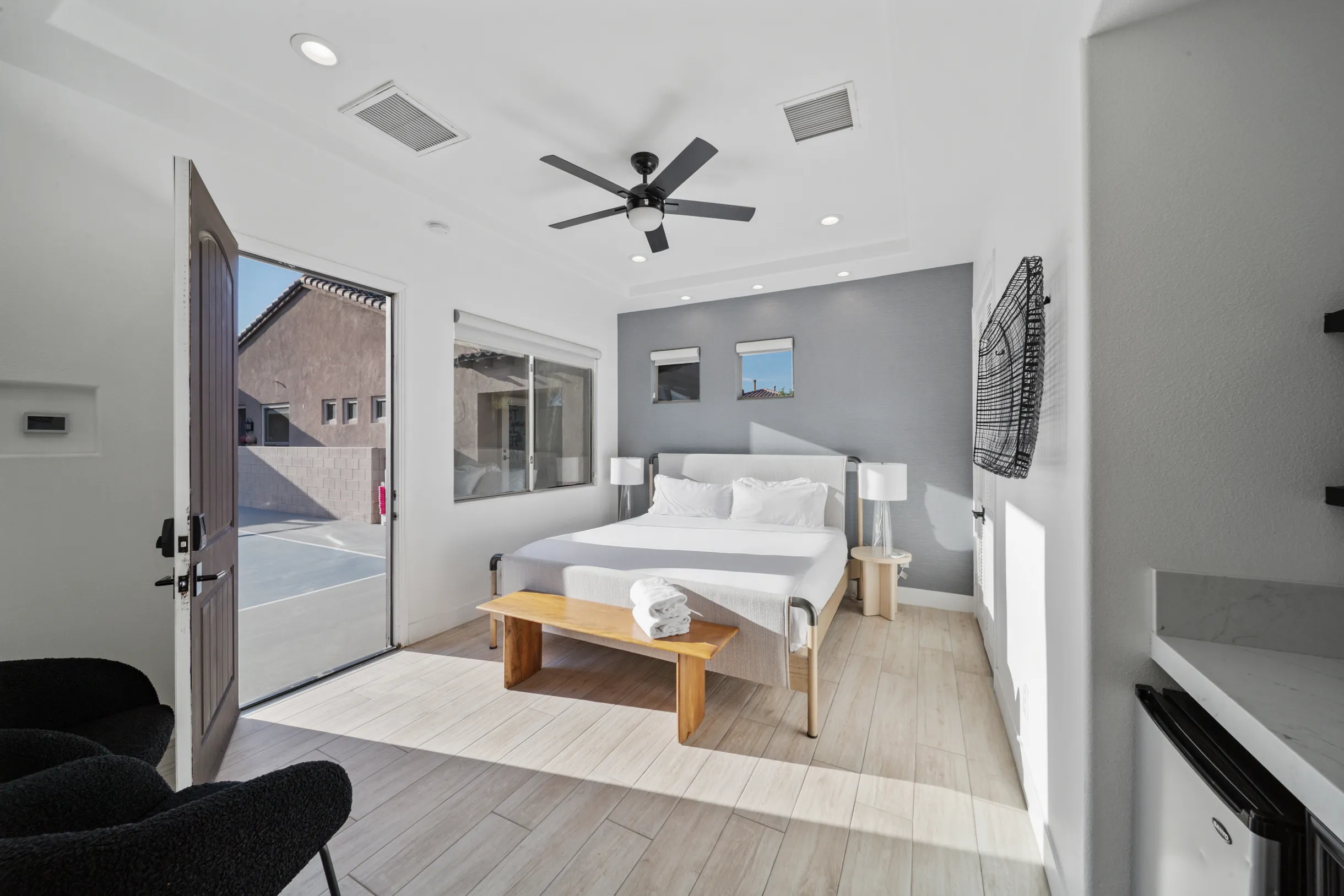 Wander Indio Palms #18