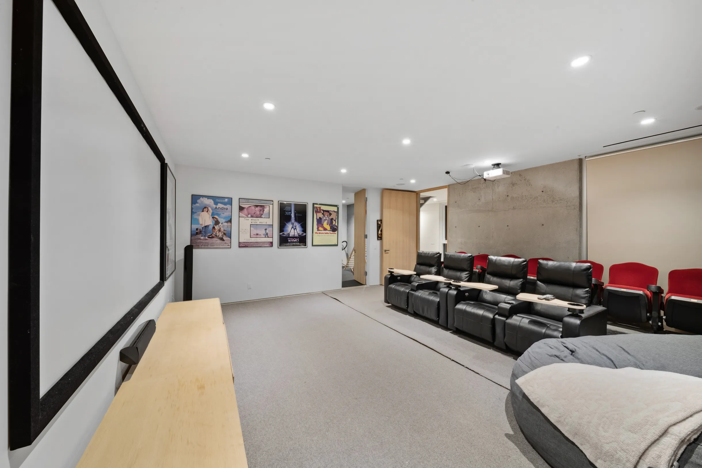 Wander Malibu Art Haven #35