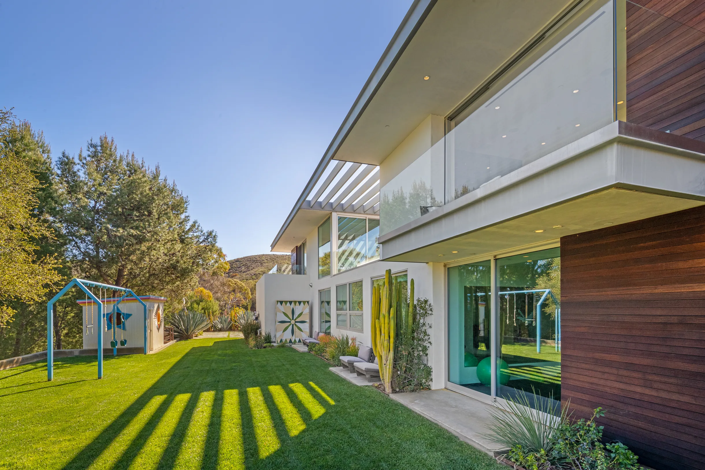 Wander Malibu Art Haven #113