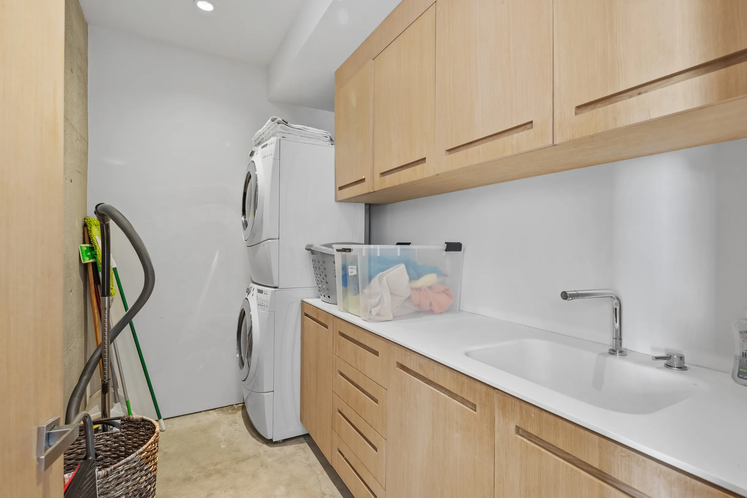 Wander Malibu Art Haven #21