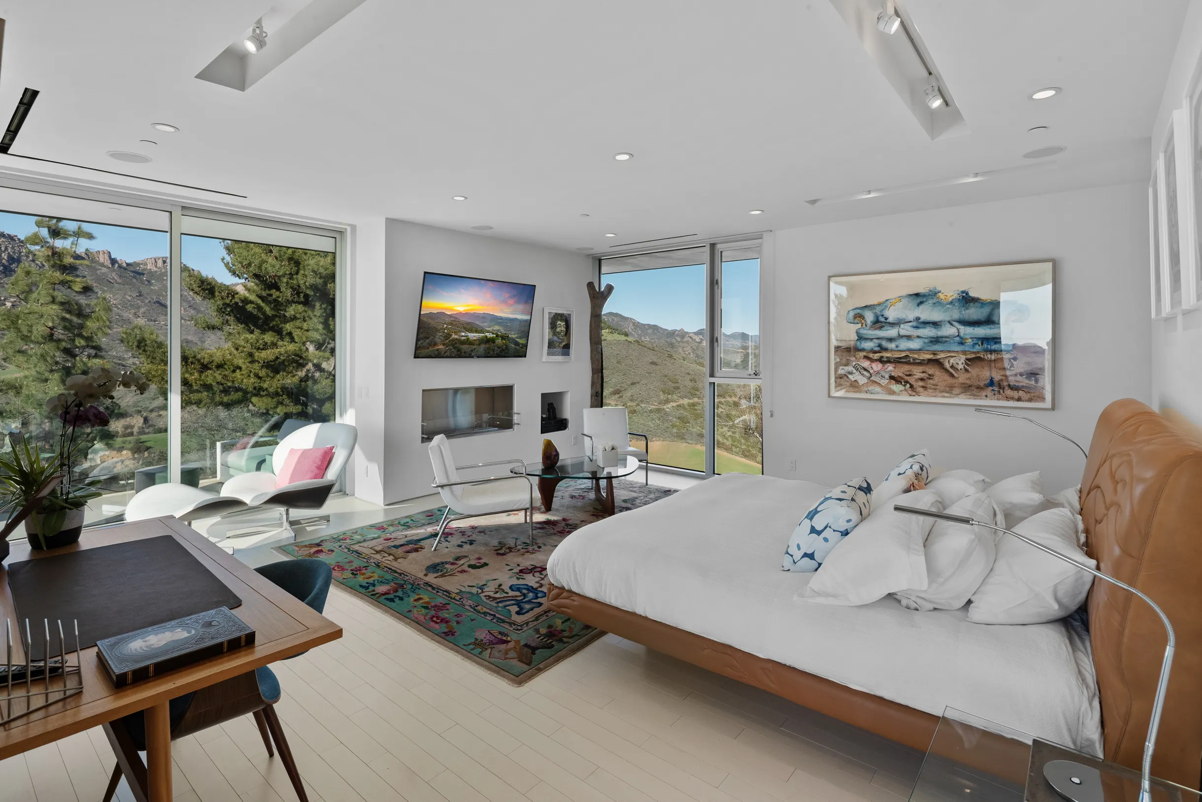 Wander Malibu Art Haven #70