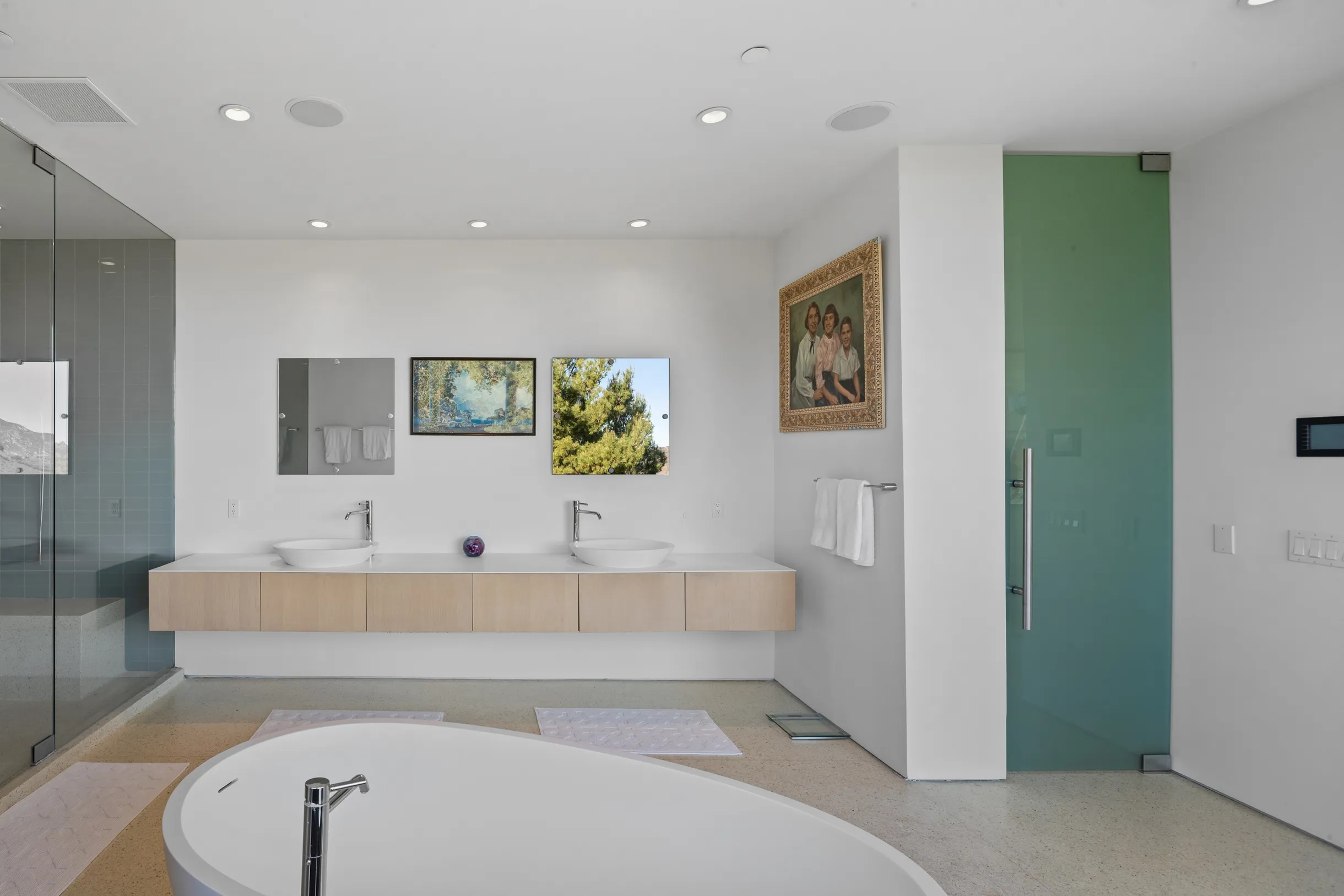 Wander Malibu Art Haven #71