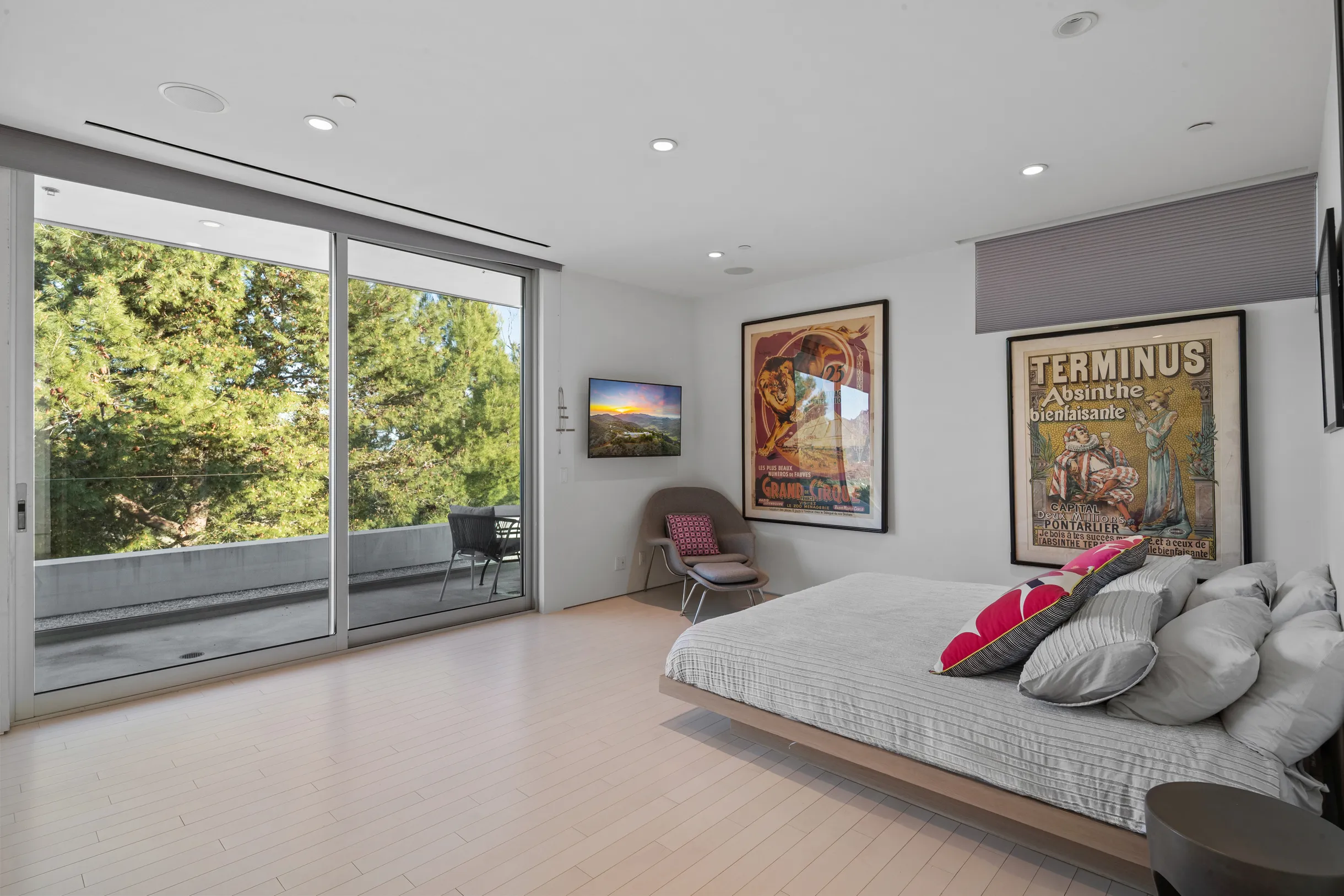 Wander Malibu Art Haven #49