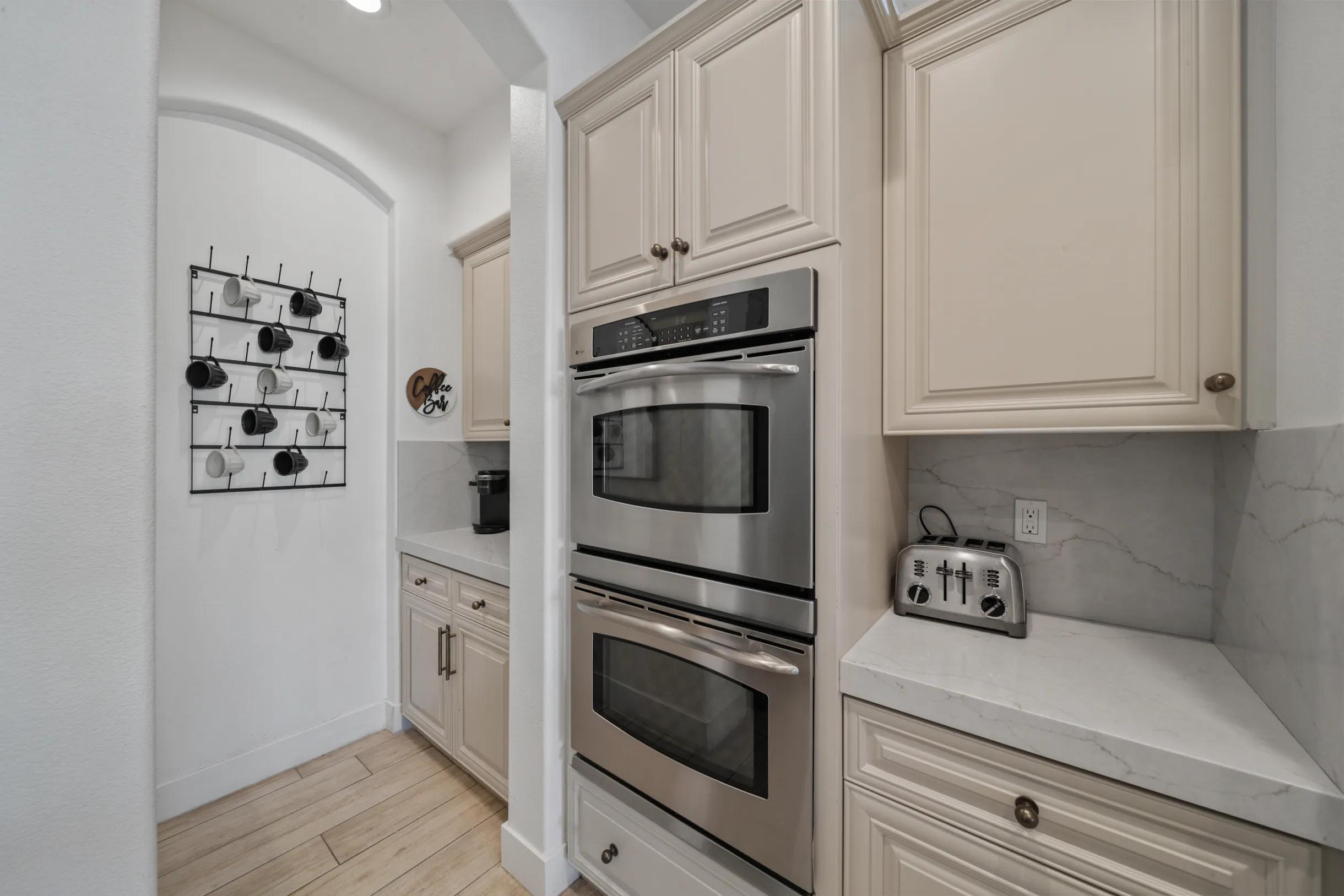 Wander Indio Palms #105