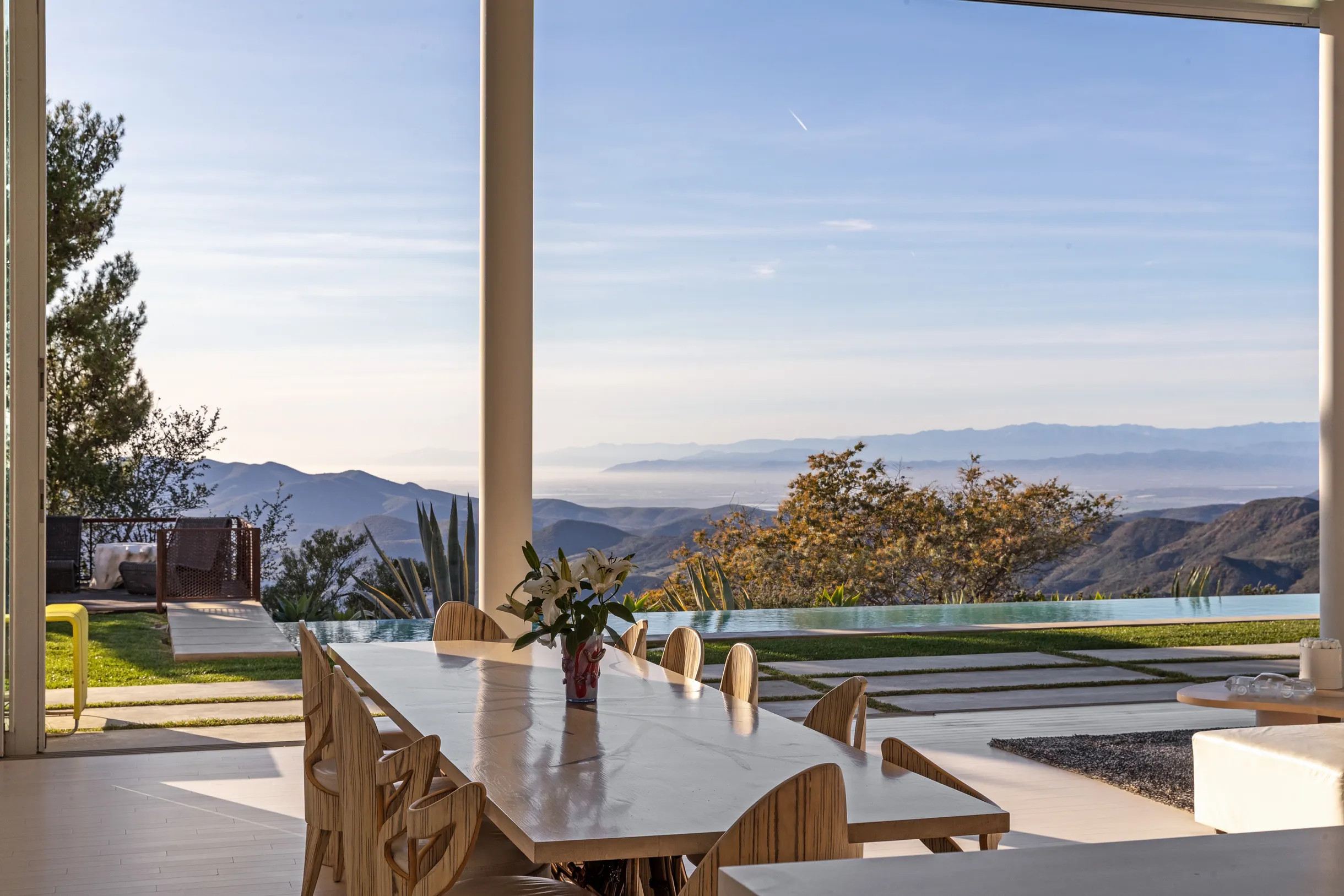 Wander Malibu Art Haven #96