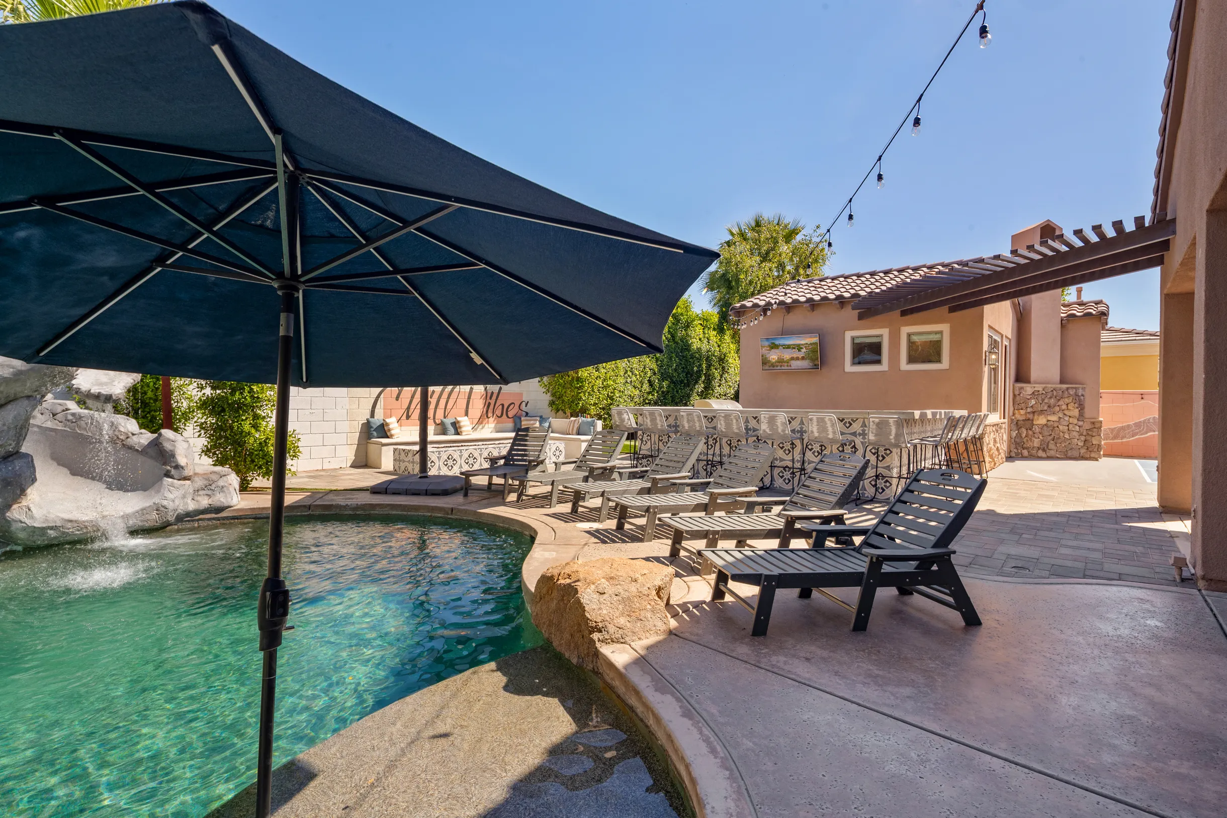 Wander Indio Palms #97