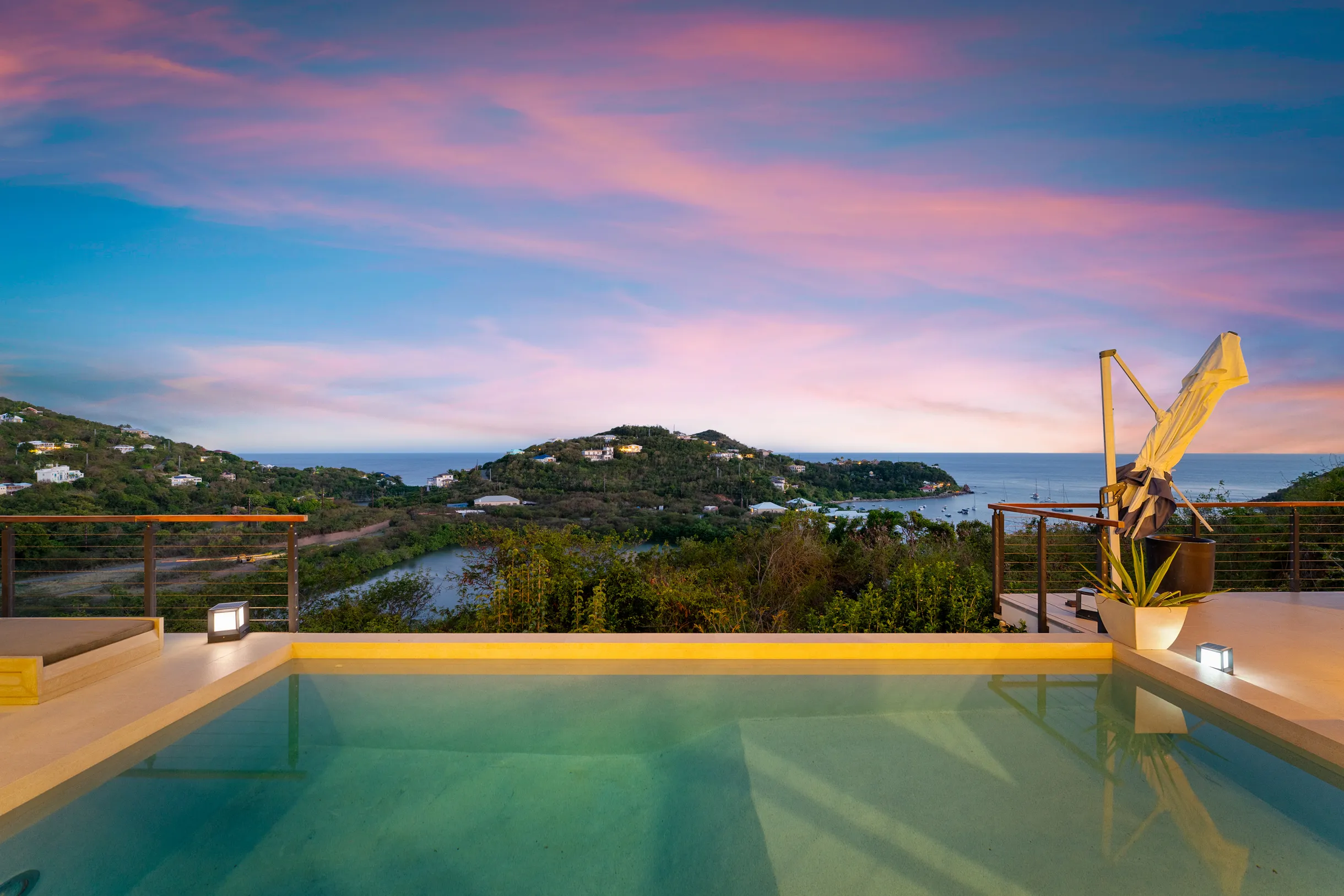 Wander St. John Oasis #21