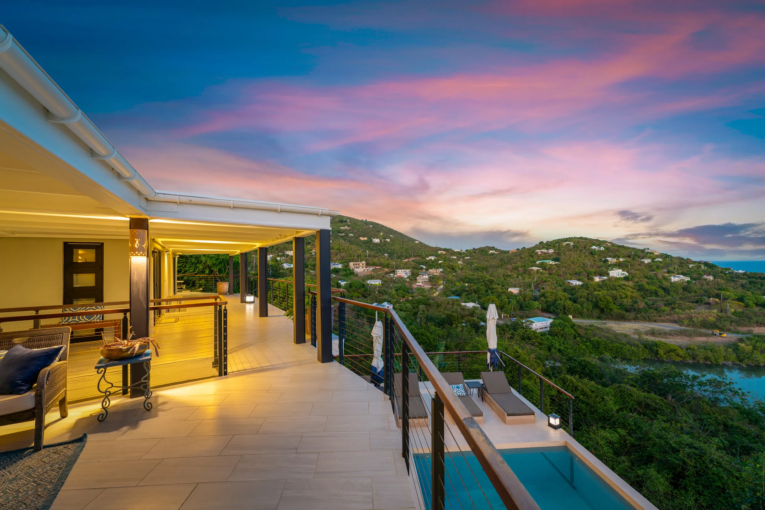 Wander St. John Oasis #64