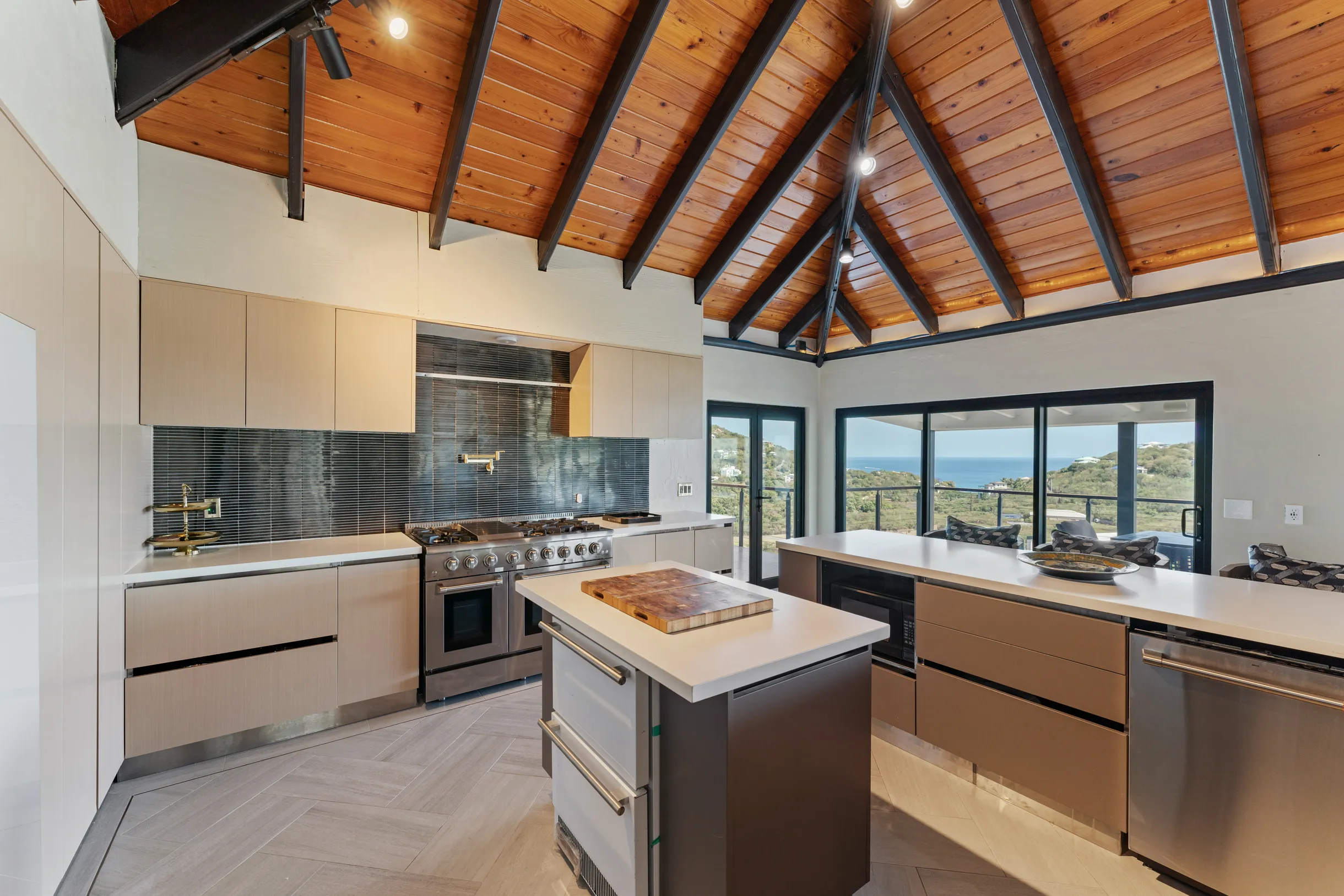 Wander St. John Oasis #68