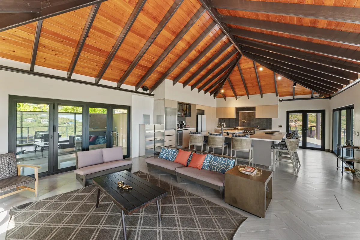 Wander St. John Oasis