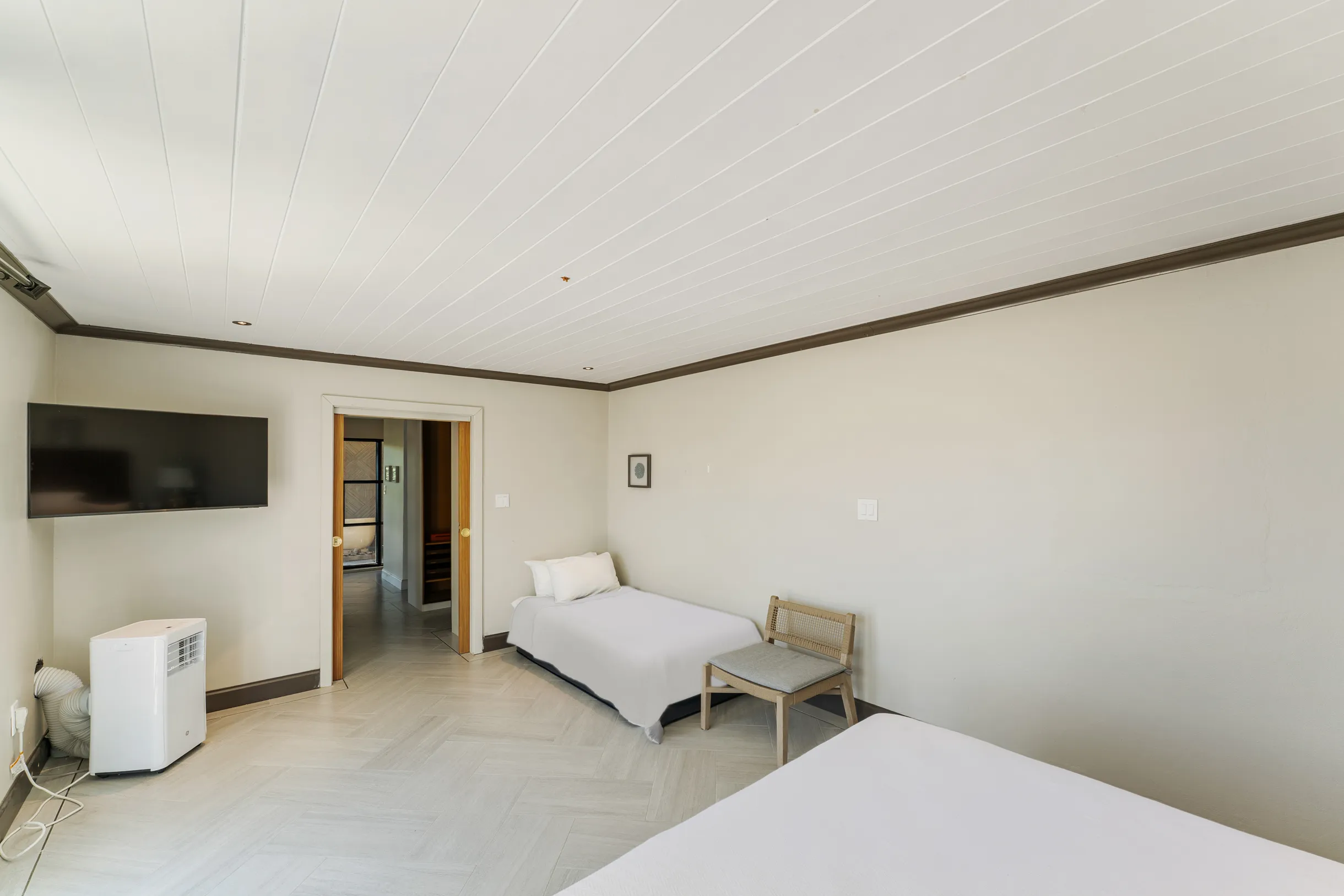 Wander St. John Oasis #41