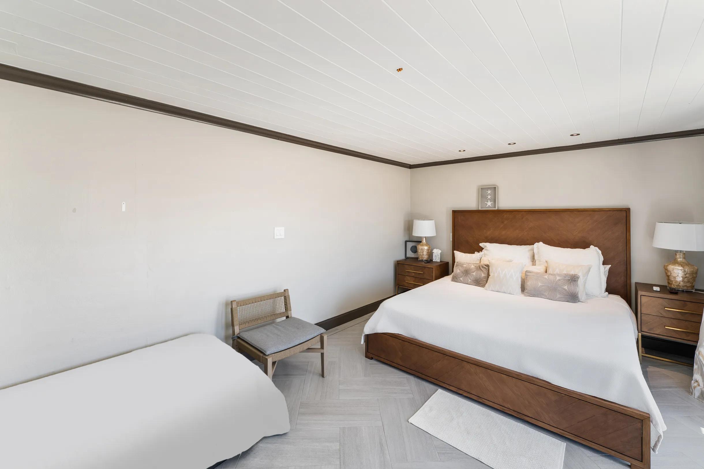 Wander St. John Oasis #28