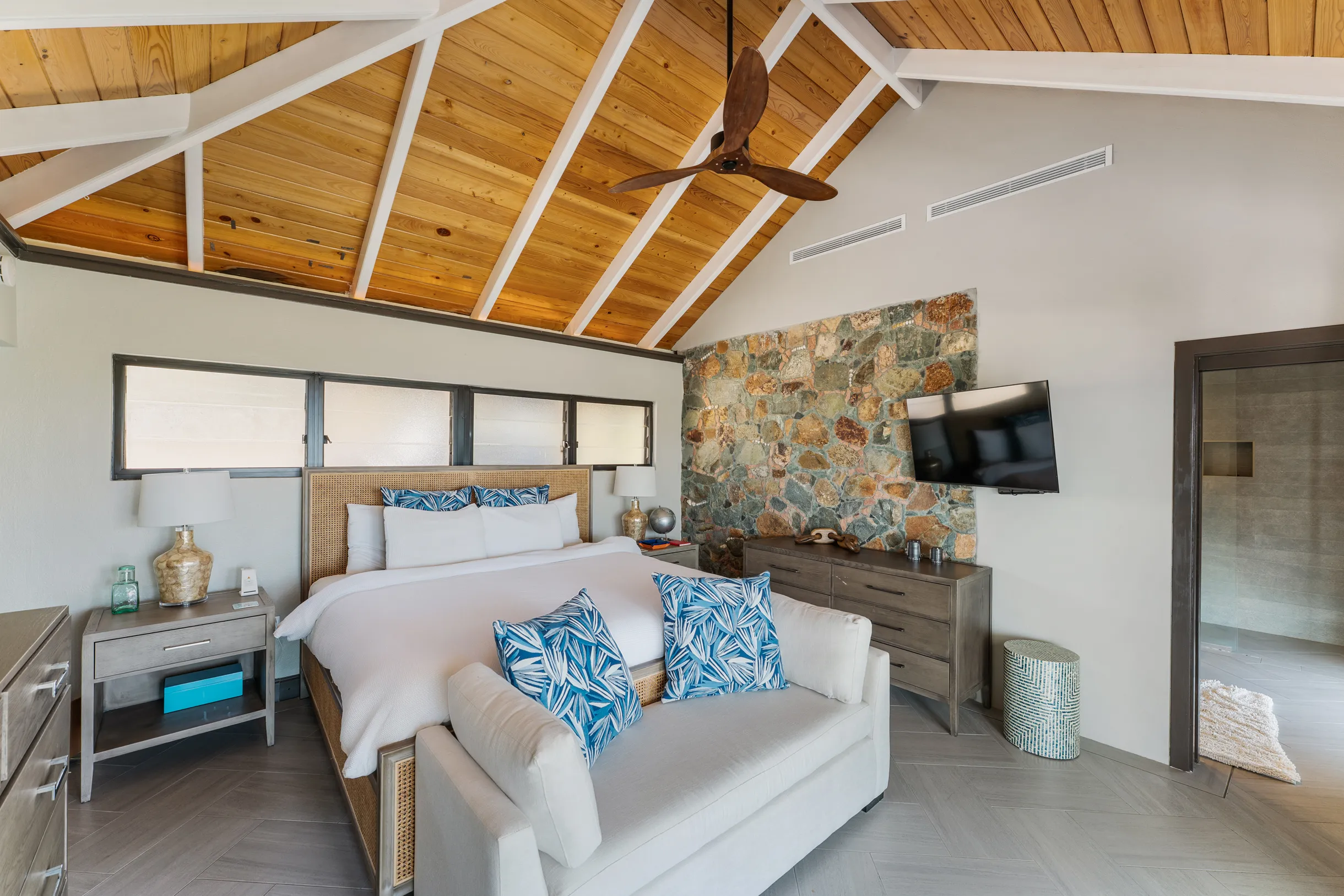 Wander St. John Oasis #44