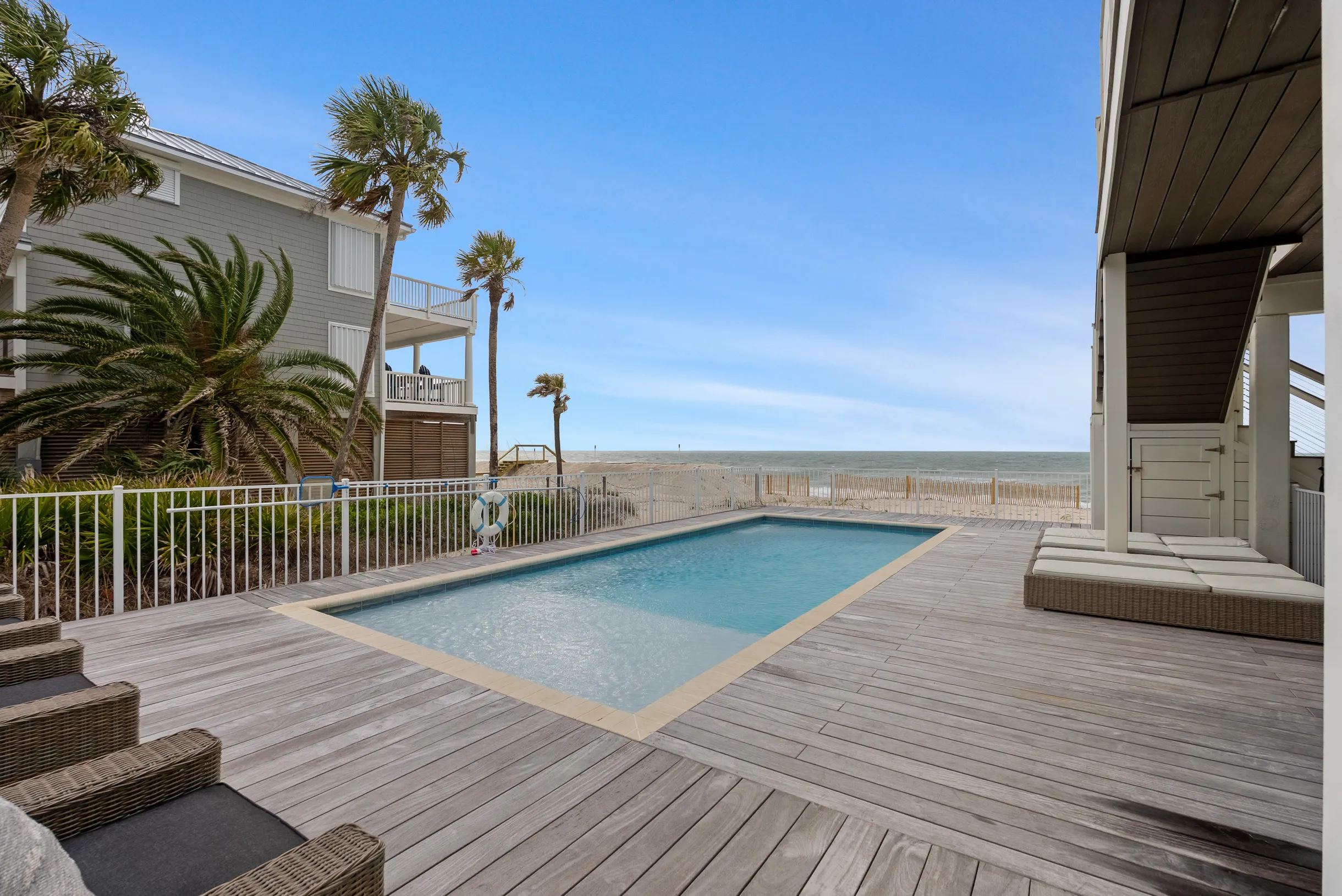 Wander St. George Beach #106