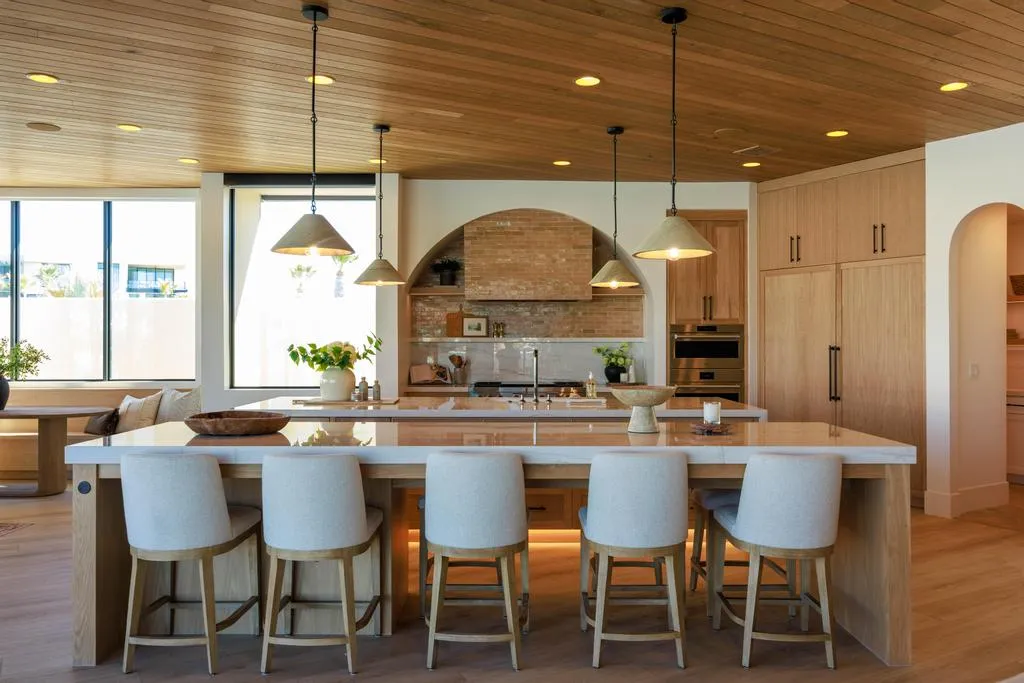 Wander St. George Twilight