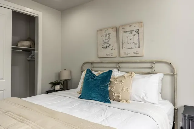 Wander St. George Sandstone #32