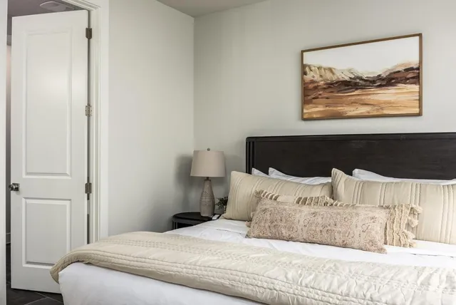 Wander St. George Sandstone #33