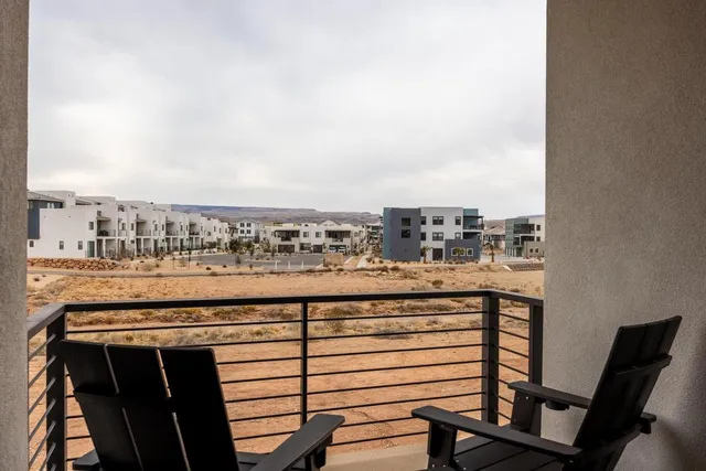 Wander St. George Sandstone #15