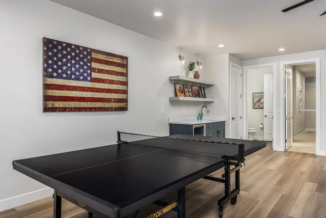 Wander St. George Sandstone #36