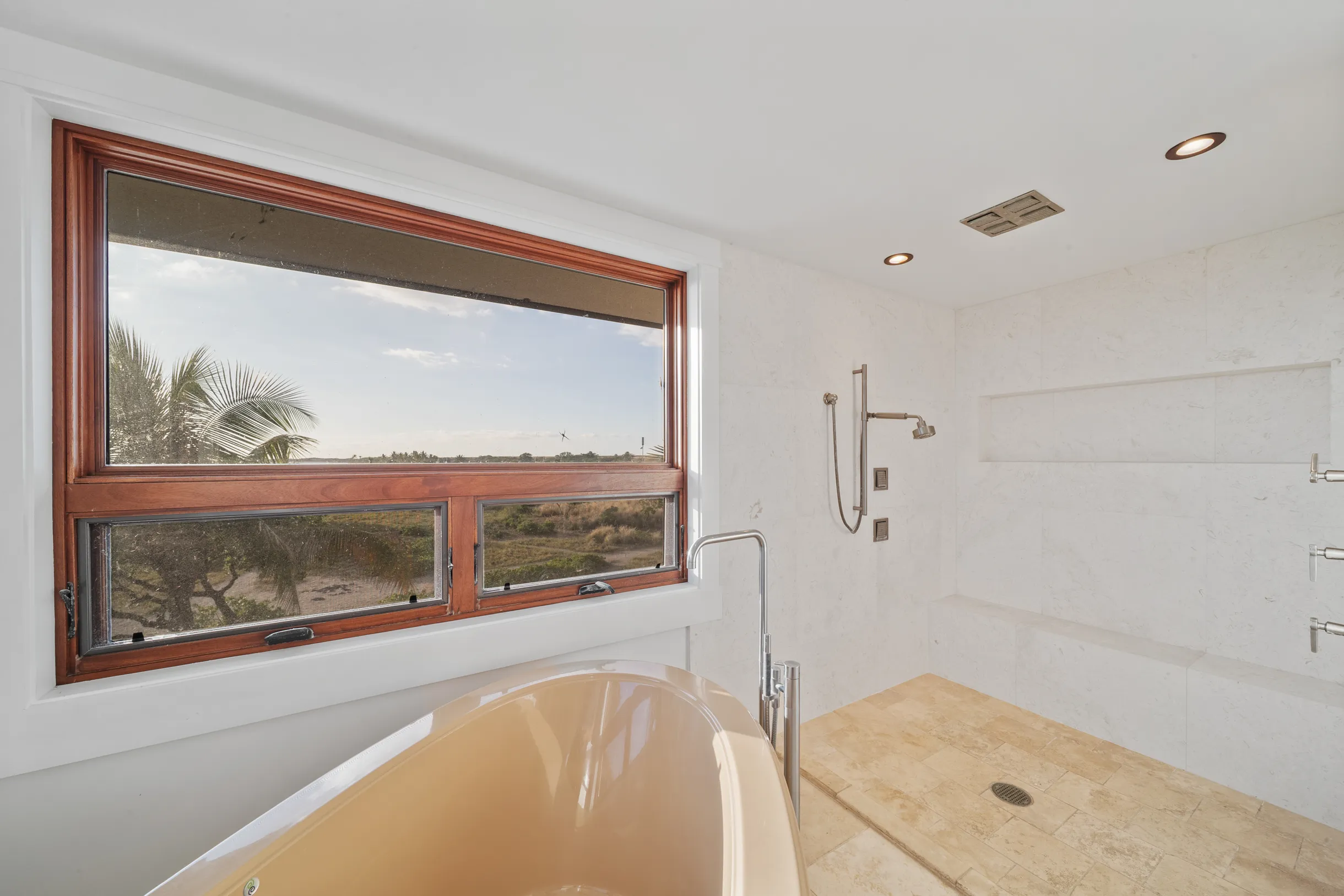 Wander Kona Bay Shores #81