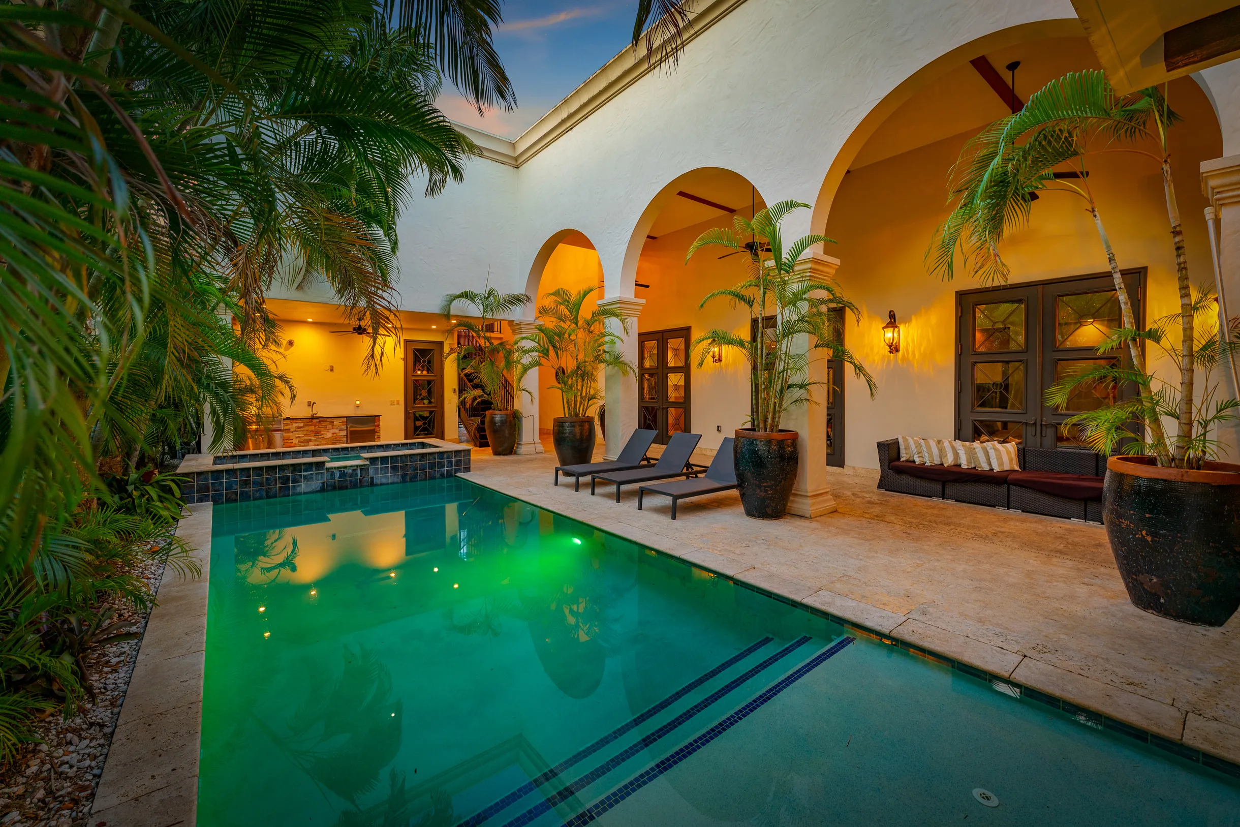 Wander Fort Lauderdale Gardens #100