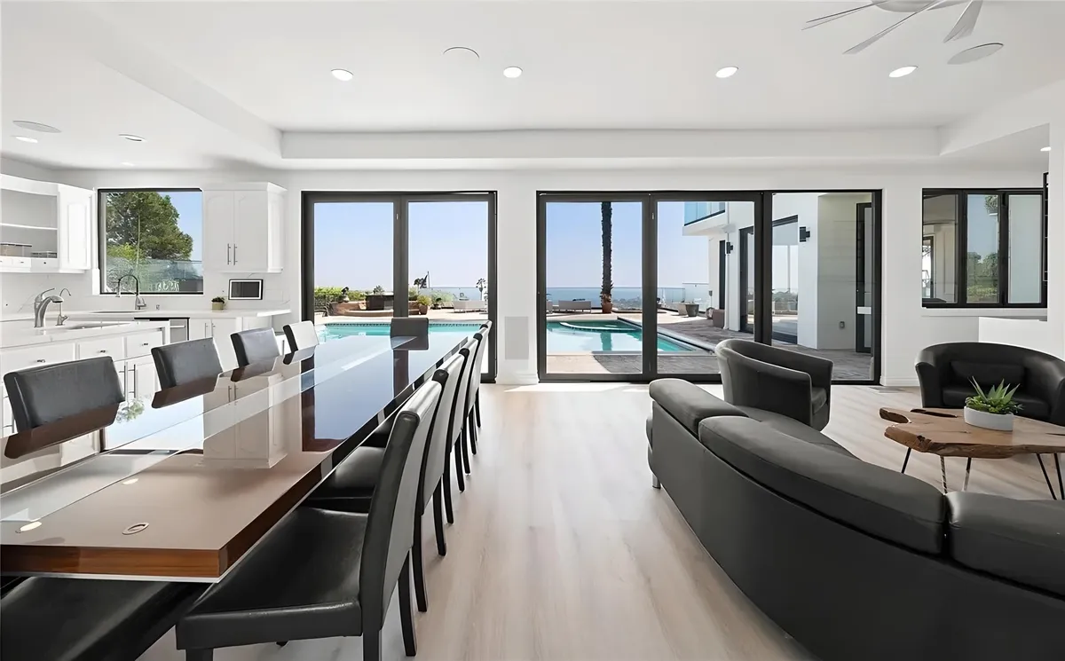 Wander Hollywood Chateau #34