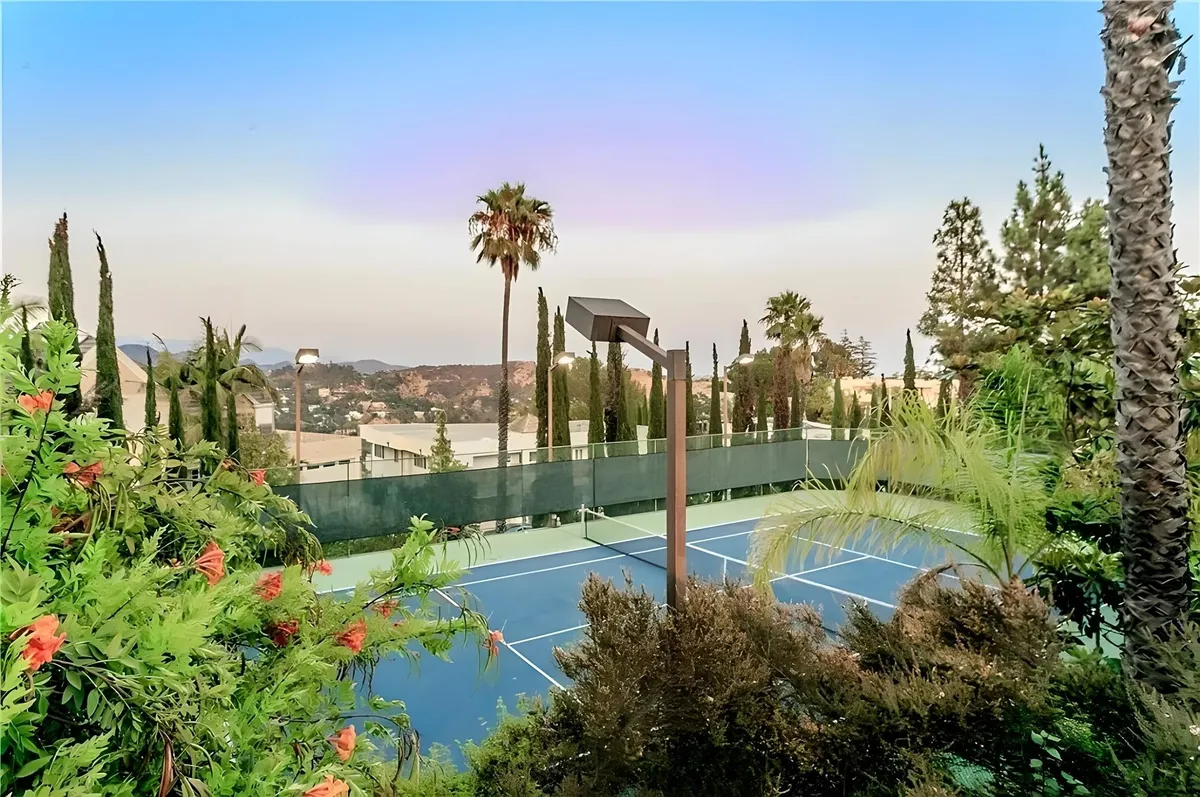 Wander Hollywood Chateau #52