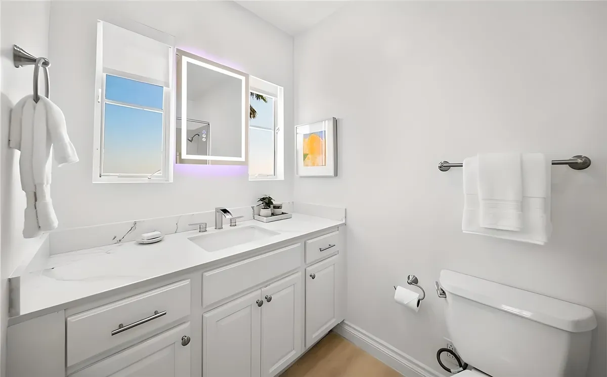 Wander Hollywood Chateau #22