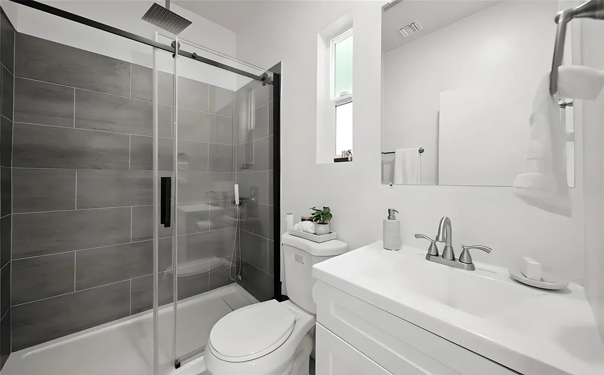 Wander Hollywood Chateau #27