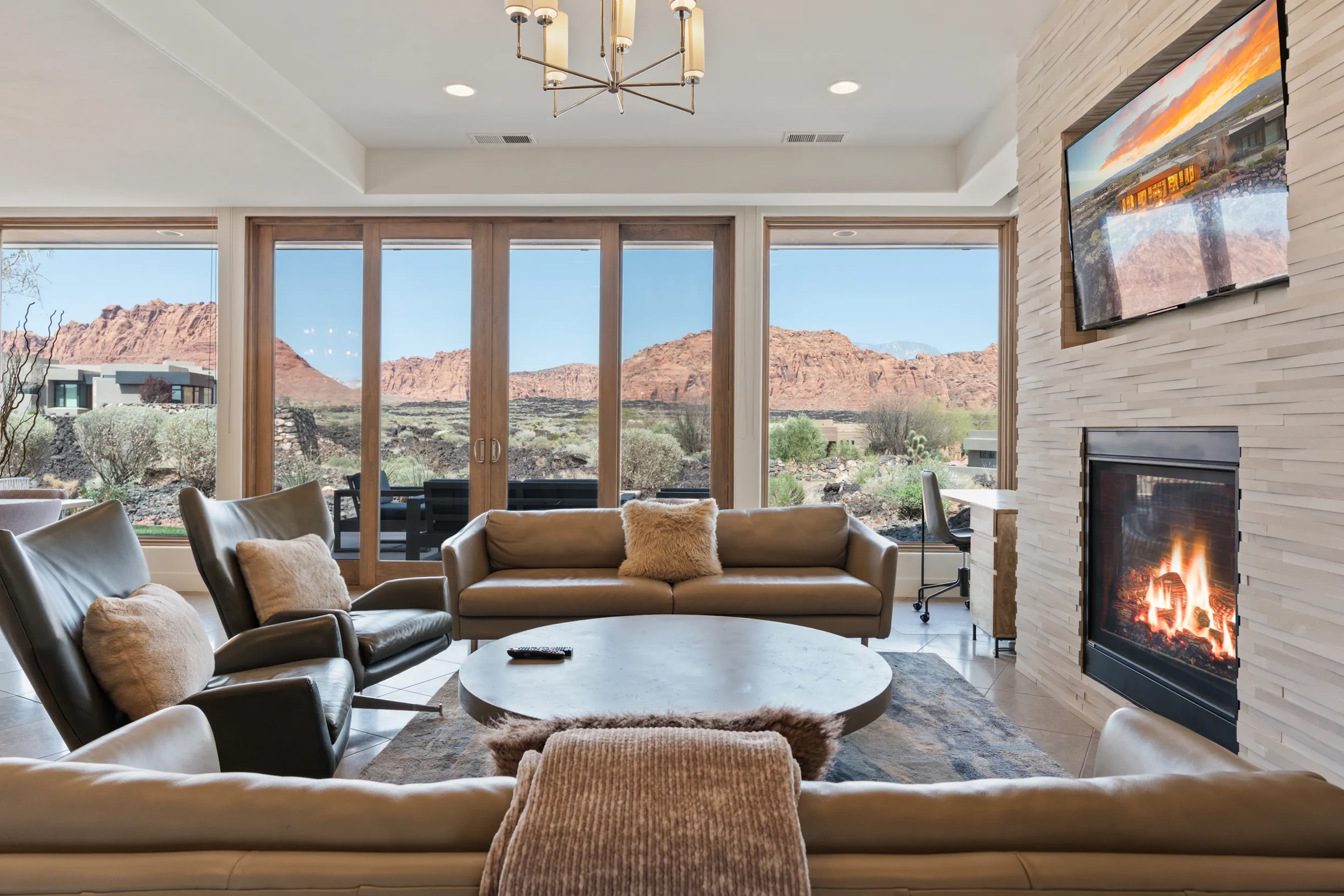 Wander Ivins Canyon #25