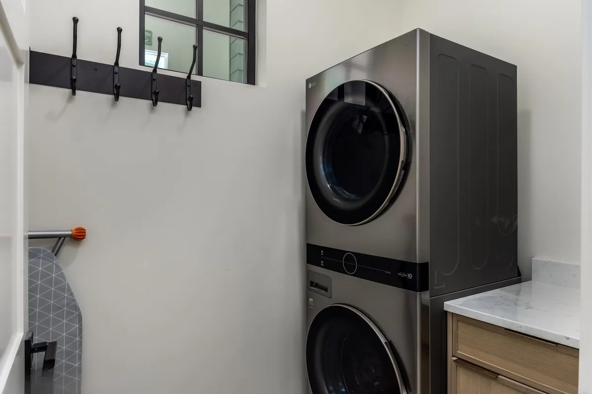 Wander St. George Meadow #8