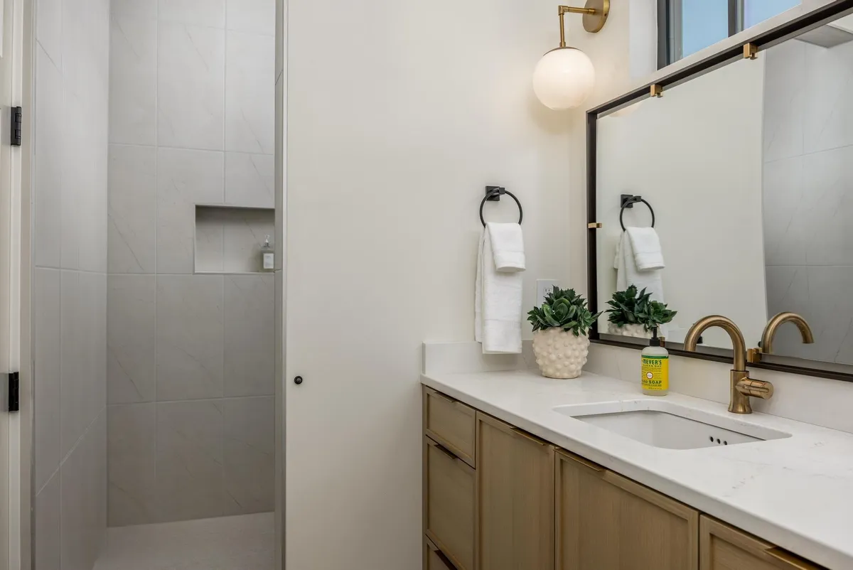 Wander St. George Meadow #13