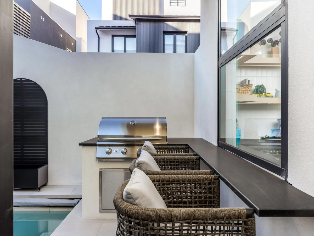 Wander St. George Meadow #25