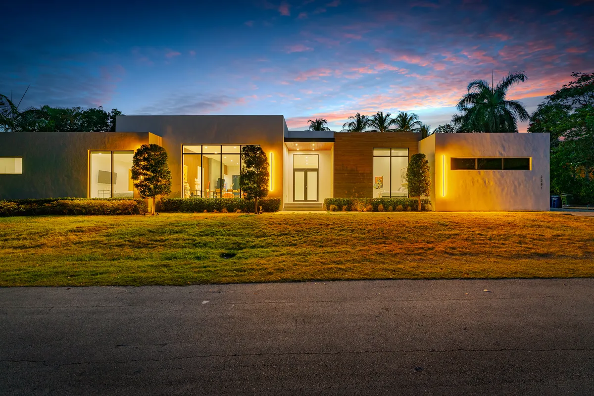 Wander Fort Lauderdale Harbor
