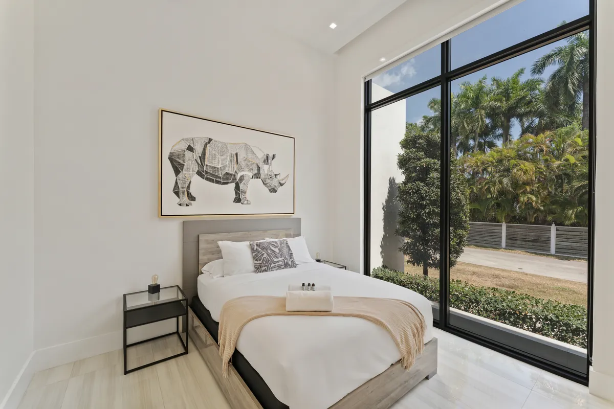 Bedroom 3 image