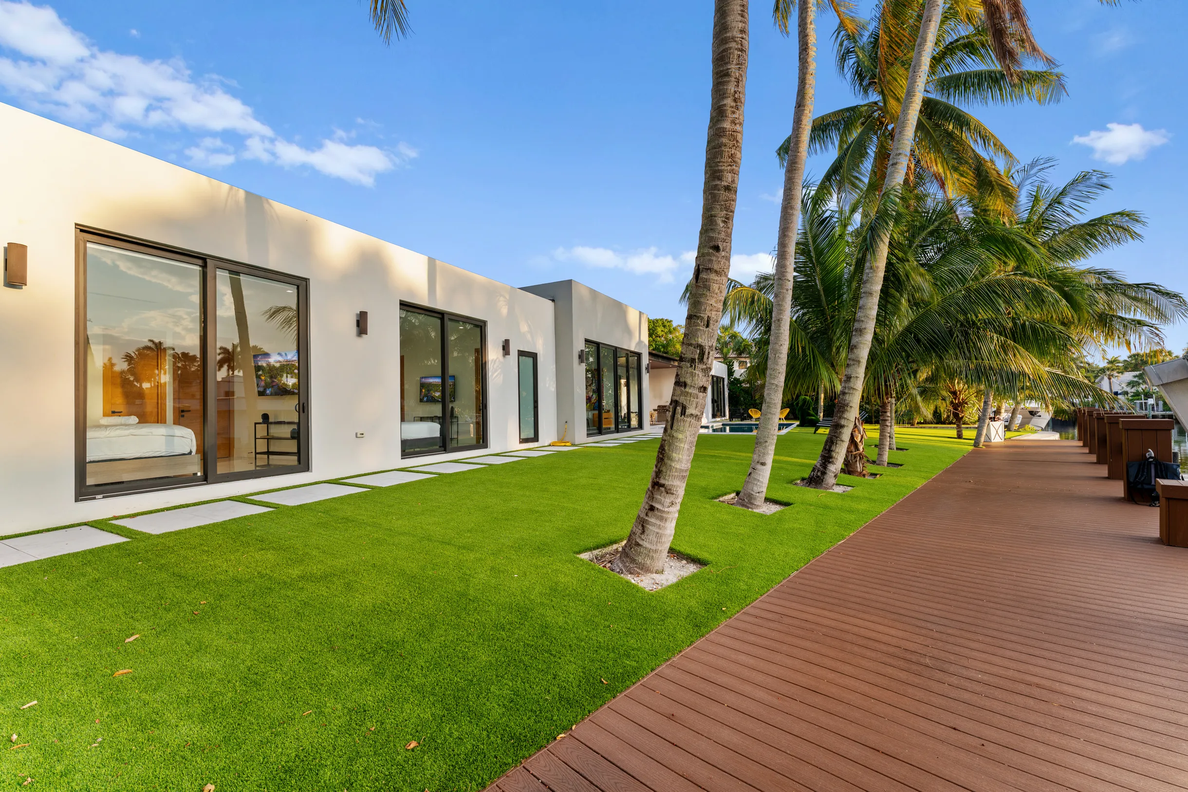 Wander Fort Lauderdale Harbor #77